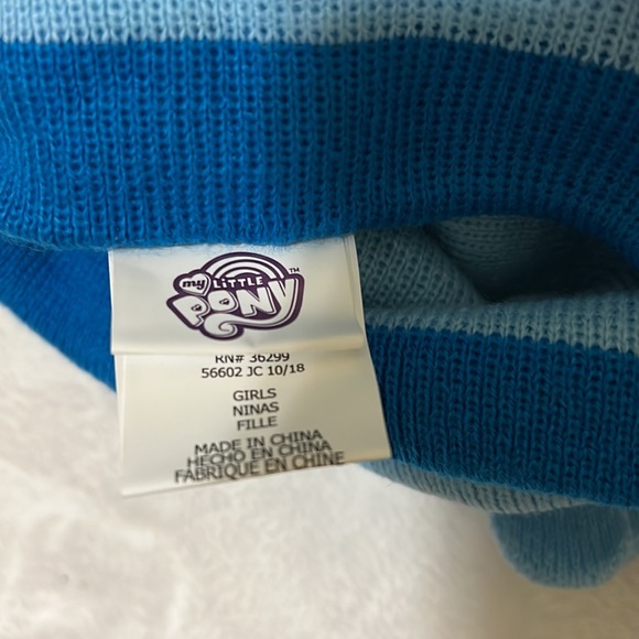 Set of 2, My little Pony and Jojo beanie hat and glove sets - Picture 4 of 5